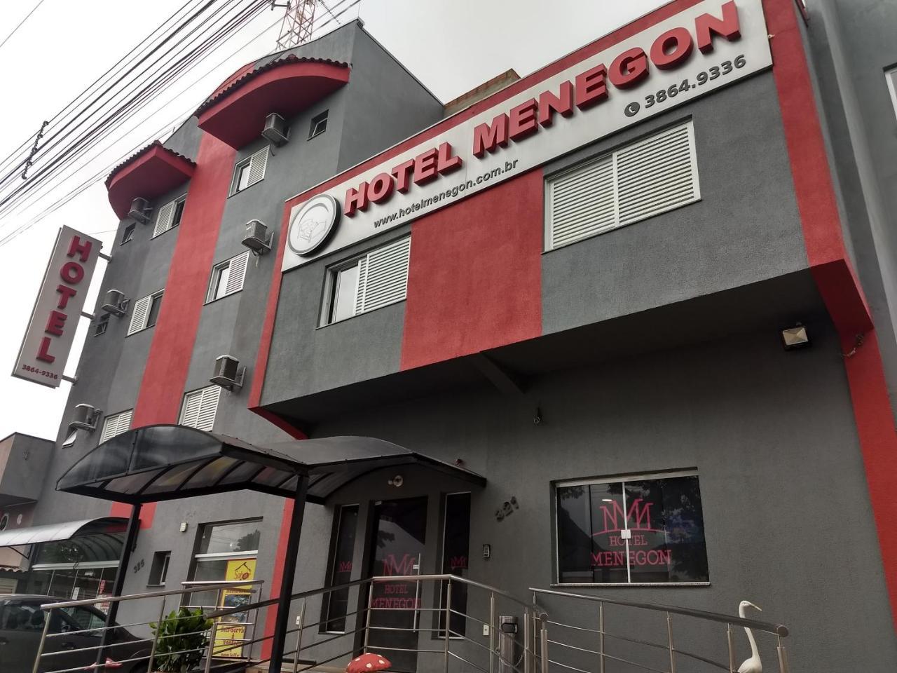 Hotel Menegon ซูมาเร ภายนอก รูปภาพ